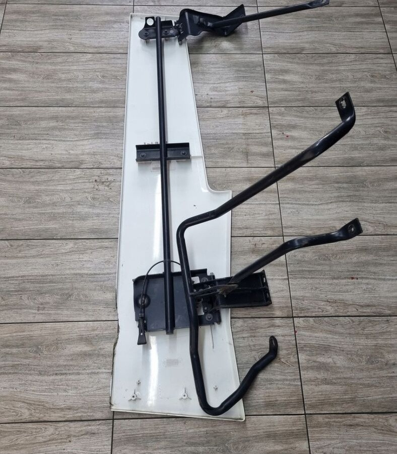 SPOILER OWIEWKA LEWA STELAŻ MOCOWANIE KABINY RENAULT RANGE GAMA - Aerodynamics/ Spoiler for Truck: picture 3 SPOILER OWIEWKA LEWA STELAŻ MOCOWANIE KABINY RENAULT RANGE GAMA - Aerodynamics/ Spoiler for Truck: picture 3