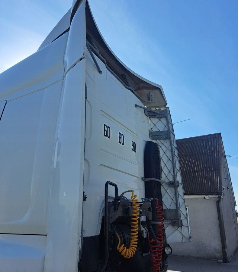 SPOILERY OWIEWKI KOMPLET RENAULT PREMIUM DXI - Aerodynamics/ Spoiler for Truck: picture 4 SPOILERY OWIEWKI KOMPLET RENAULT PREMIUM DXI - Aerodynamics/ Spoiler for Truck: picture 4