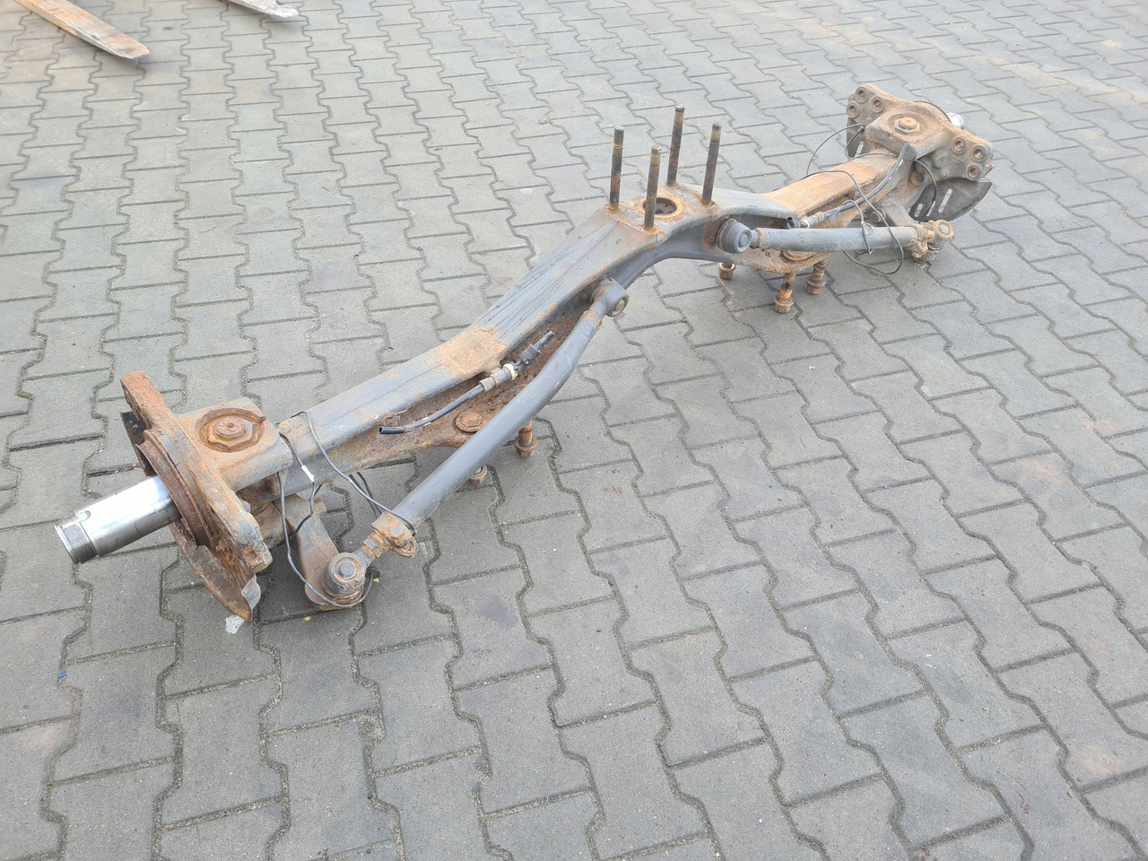 VOLVO BELKA OŚ TYŁ TYLNA WLECZONA ZWROTNICE FI 78 VOLVO FH 4 FM 4 FH 16 FH 5 FM 5 - Rear axle for Truck: picture 2 VOLVO BELKA OŚ TYŁ TYLNA WLECZONA ZWROTNICE FI 78 VOLVO FH 4 FM 4 FH 16 FH 5 FM 5 - Rear axle for Truck: picture 2