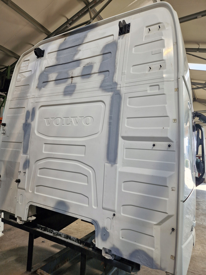 Cab for Truck VOLVO KABINA GOŁY SZKIELET VOLVO FH 4 EURO 6 XL: picture 7 Cab for Truck VOLVO KABINA GOŁY SZKIELET VOLVO FH 4 EURO 6 XL: picture 7