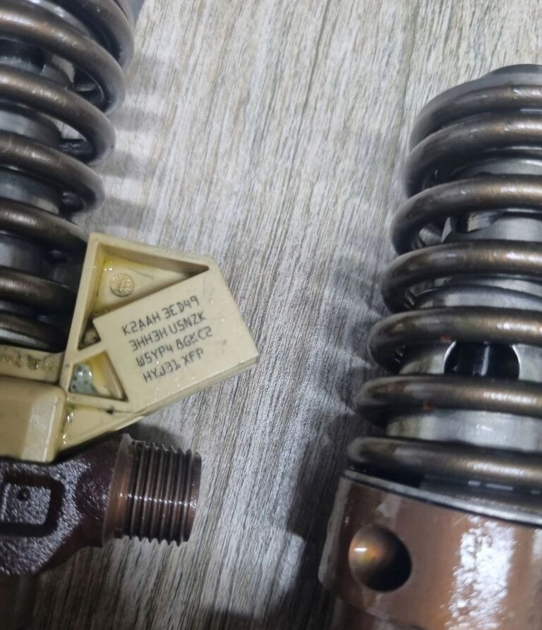 VOLVO POMPOWTRYSKIWACZE POMPOWTRYSKI KOMPLET VOLVO FH 4 16 D16K EURO 6 - Injector for Truck: picture 3 VOLVO POMPOWTRYSKIWACZE POMPOWTRYSKI KOMPLET VOLVO FH 4 16 D16K EURO 6 - Injector for Truck: picture 3