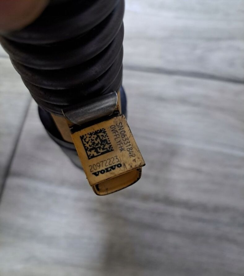 VOLVO POMPOWTRYSKIWACZE WTRYSKI RENAULT MAGNUM DXI 13 VOLVO FH 13 FM 13 20972223 - Injector for Truck: picture 2 VOLVO POMPOWTRYSKIWACZE WTRYSKI RENAULT MAGNUM DXI 13 VOLVO FH 13 FM 13 20972223 - Injector for Truck: picture 2