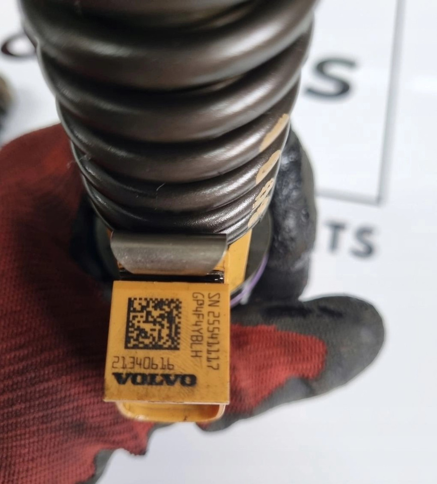 VOLVO POMPOWTRYSKIWACZE WTRYSKI RENAULT MAGNUM DXI 13 VOLVO FH 13 FM 13 21340616 - Injector for Truck: picture 3 VOLVO POMPOWTRYSKIWACZE WTRYSKI RENAULT MAGNUM DXI 13 VOLVO FH 13 FM 13 21340616 - Injector for Truck: picture 3