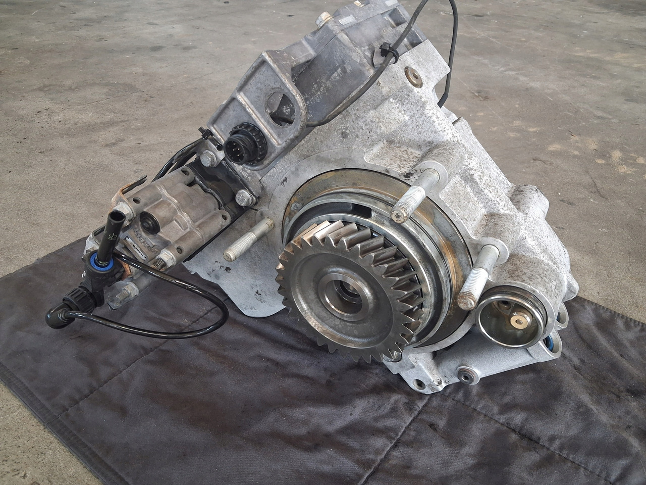 VOLVO RETARDER INTARDER SKRZYNI BIEGÓW I-SHIFT VOLVO FH FM 4 5 RENAULT GAMA T - Gearbox and parts: picture 4 VOLVO RETARDER INTARDER SKRZYNI BIEGÓW I-SHIFT VOLVO FH FM 4 5 RENAULT GAMA T - Gearbox and parts: picture 4