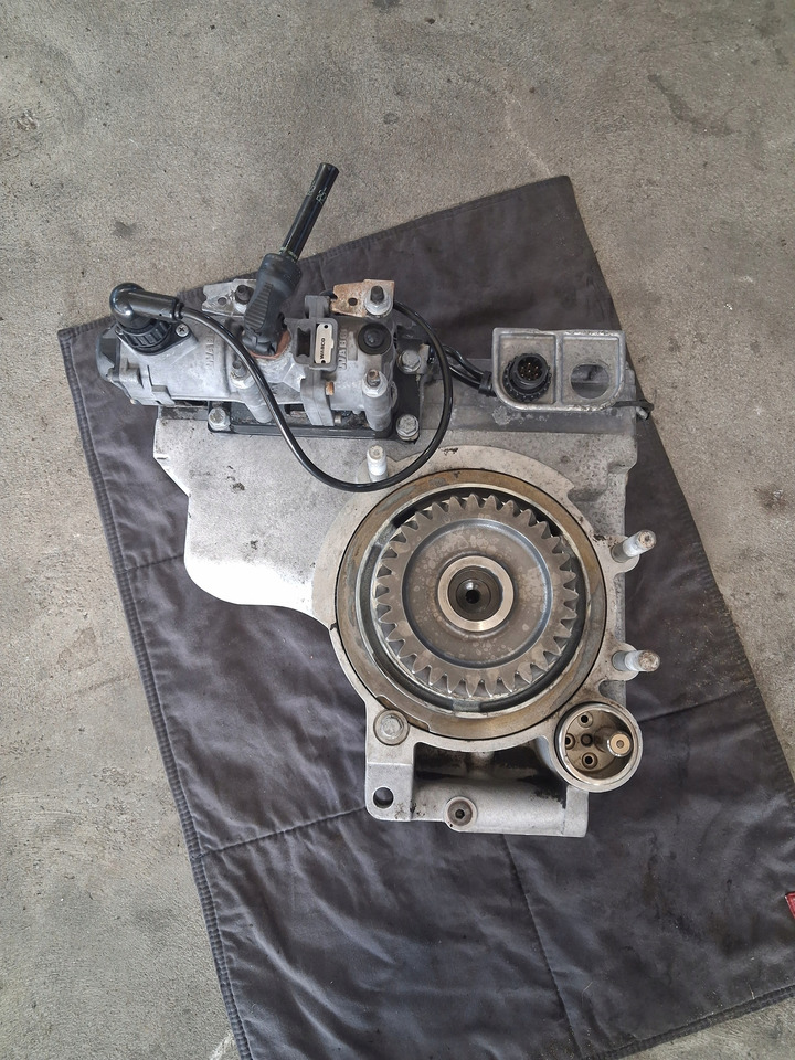 VOLVO RETARDER INTARDER SKRZYNI BIEGÓW I-SHIFT VOLVO FH FM 4 5 RENAULT GAMA T - Gearbox and parts: picture 1 VOLVO RETARDER INTARDER SKRZYNI BIEGÓW I-SHIFT VOLVO FH FM 4 5 RENAULT GAMA T - Gearbox and parts: picture 1