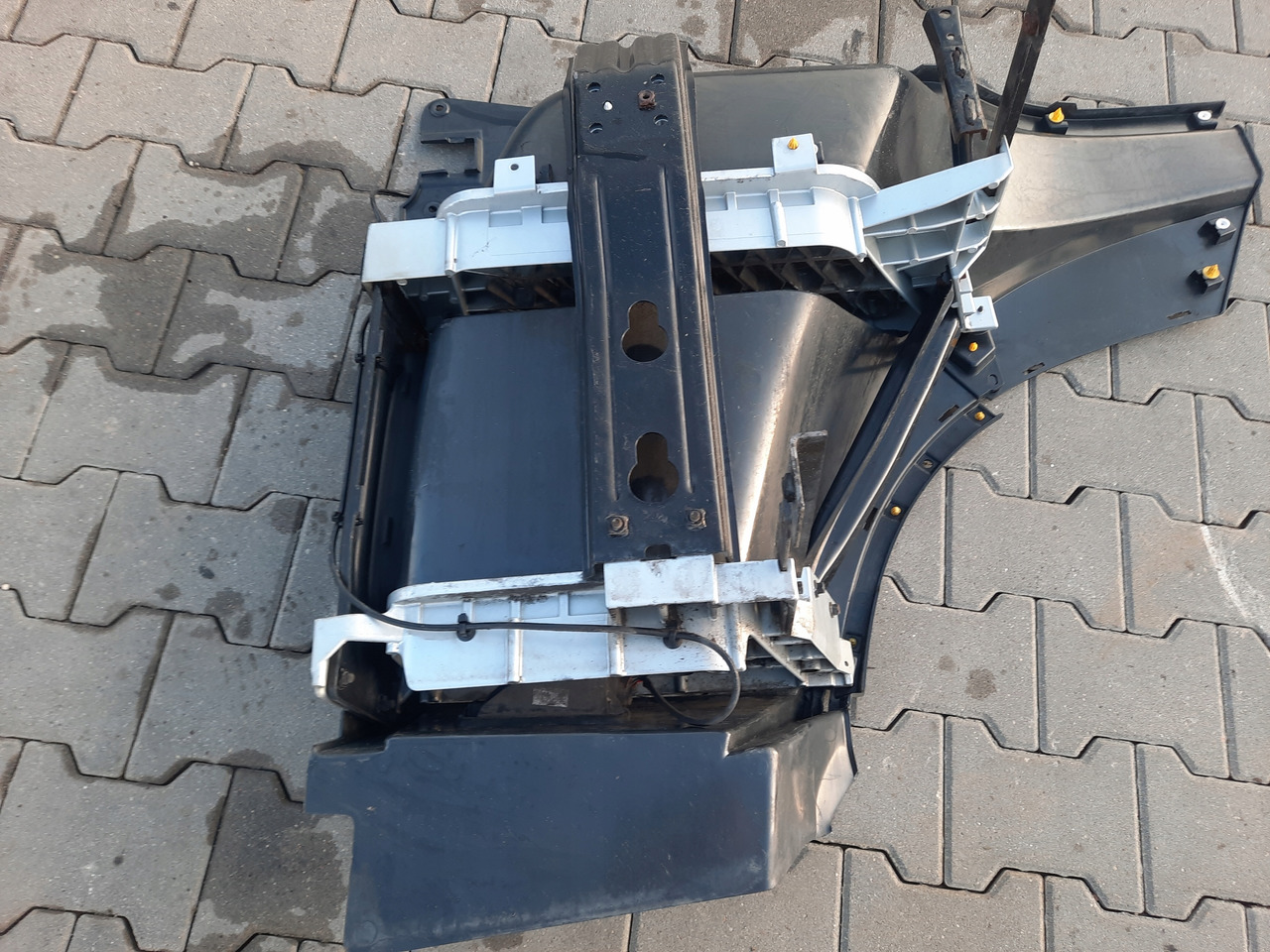 Footstep for Truck VOLVO STOPIEŃ STOPNICA PRAWA STELAŻ ORYGINAŁ VOLVO FH 4: picture 7