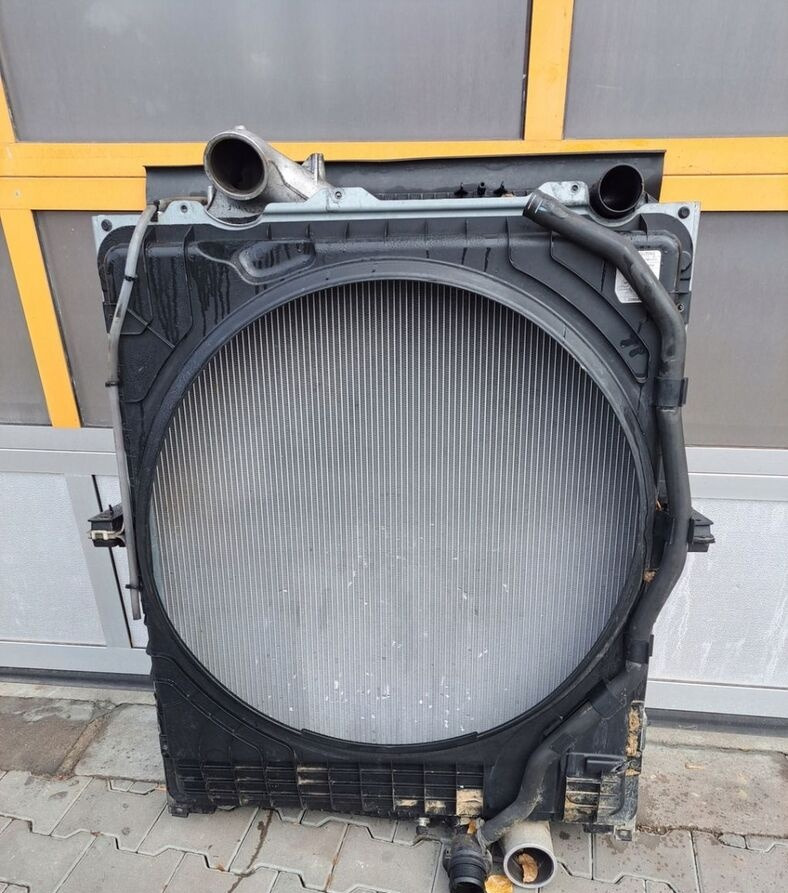 Volvo KOMPLET CHŁODNICA VOLVO FH 5 EURO 6 - Radiator for Truck: picture 1 Volvo KOMPLET CHŁODNICA VOLVO FH 5 EURO 6 - Radiator for Truck: picture 1