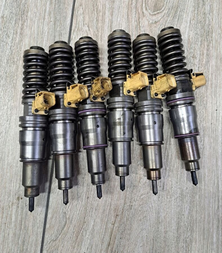 Volvo POMPOWTRYSKIWACZE WTRYSKI RENAULT MAGNUM DXI VOLVO FH FM 13 20584345 - Injector for Truck: picture 1 Volvo POMPOWTRYSKIWACZE WTRYSKI RENAULT MAGNUM DXI VOLVO FH FM 13 20584345 - Injector for Truck: picture 1