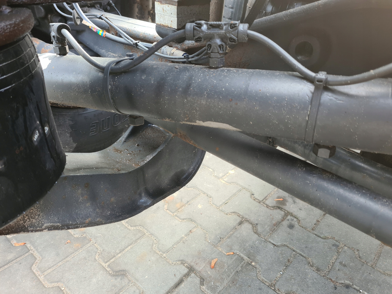 ZF SIŁOWNIK OSI SKRĘTNEJ KIEROWANEJ VOLVO FH FM 9 13 4 - Steering for Truck: picture 4 ZF SIŁOWNIK OSI SKRĘTNEJ KIEROWANEJ VOLVO FH FM 9 13 4 - Steering for Truck: picture 4