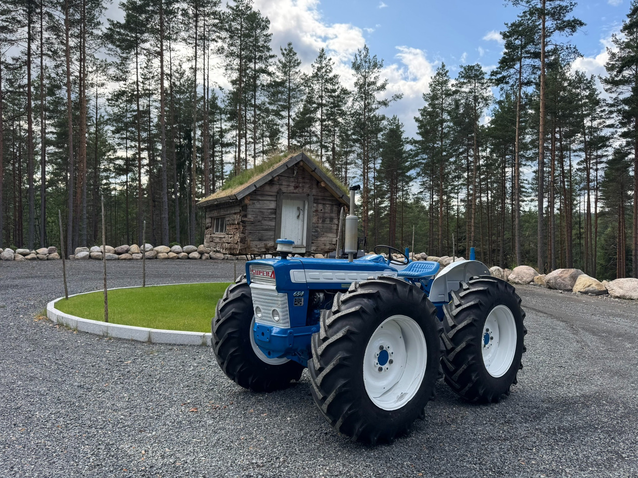 1966 Ford County 654 Tractor - Farm tractor: picture 1 1966 Ford County 654 Tractor - Farm tractor: picture 1