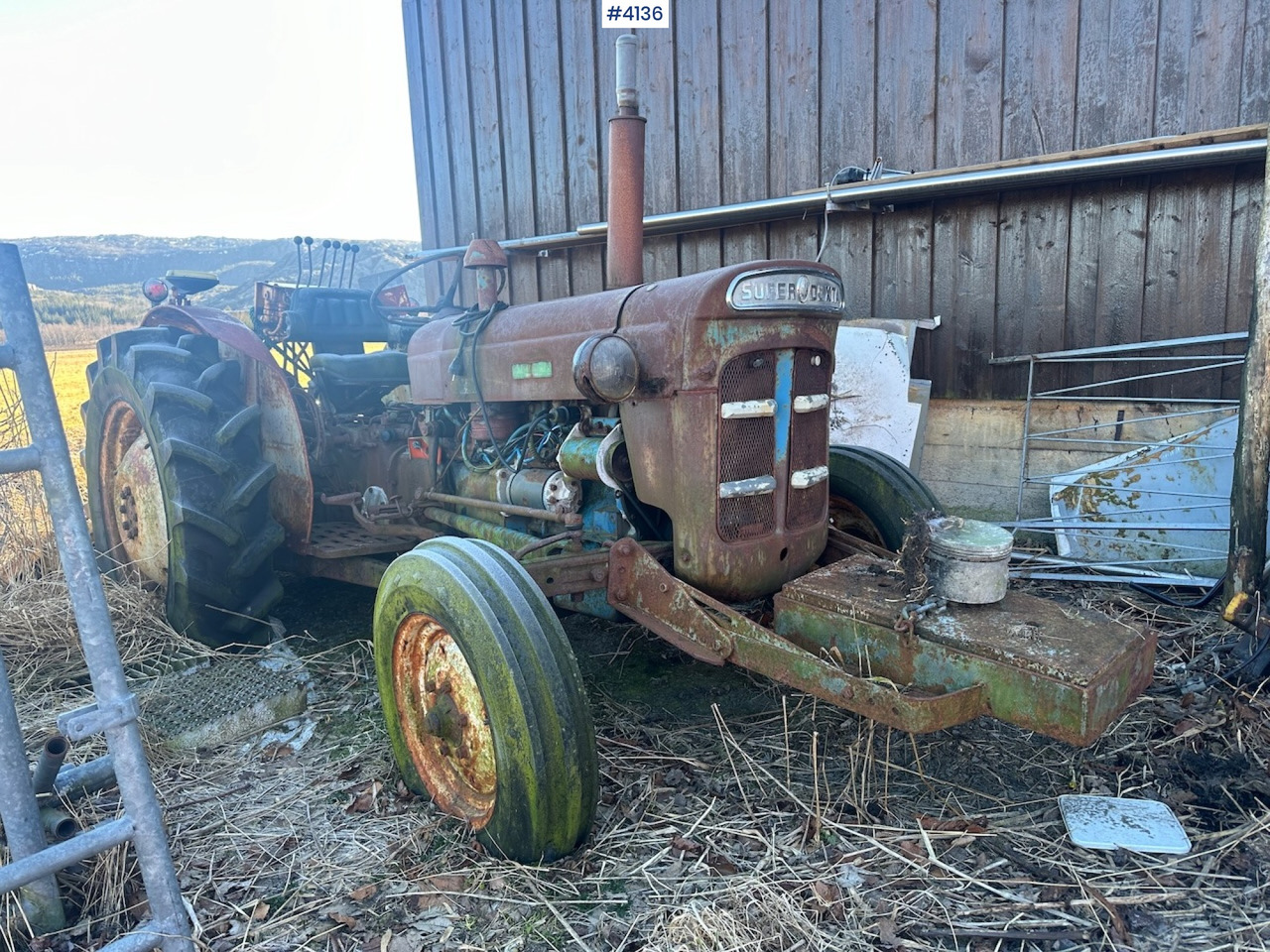 1971 FORD SUPER-DEXTA w/ Hymas 21 excavator and 2 buckets. - Farm tractor: picture 2 1971 FORD SUPER-DEXTA w/ Hymas 21 excavator and 2 buckets. - Farm tractor: picture 2