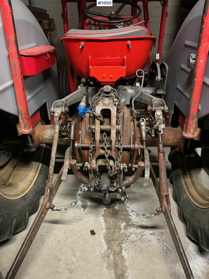 1971 Massey Ferguson 135 - Farm tractor: picture 5 1971 Massey Ferguson 135 - Farm tractor: picture 5