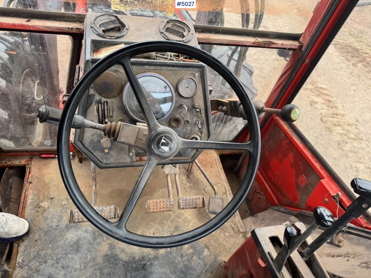 Farm tractor 1985 Volvo Valmet 805 Turbo 4x4 w/ Front loader: picture 29
