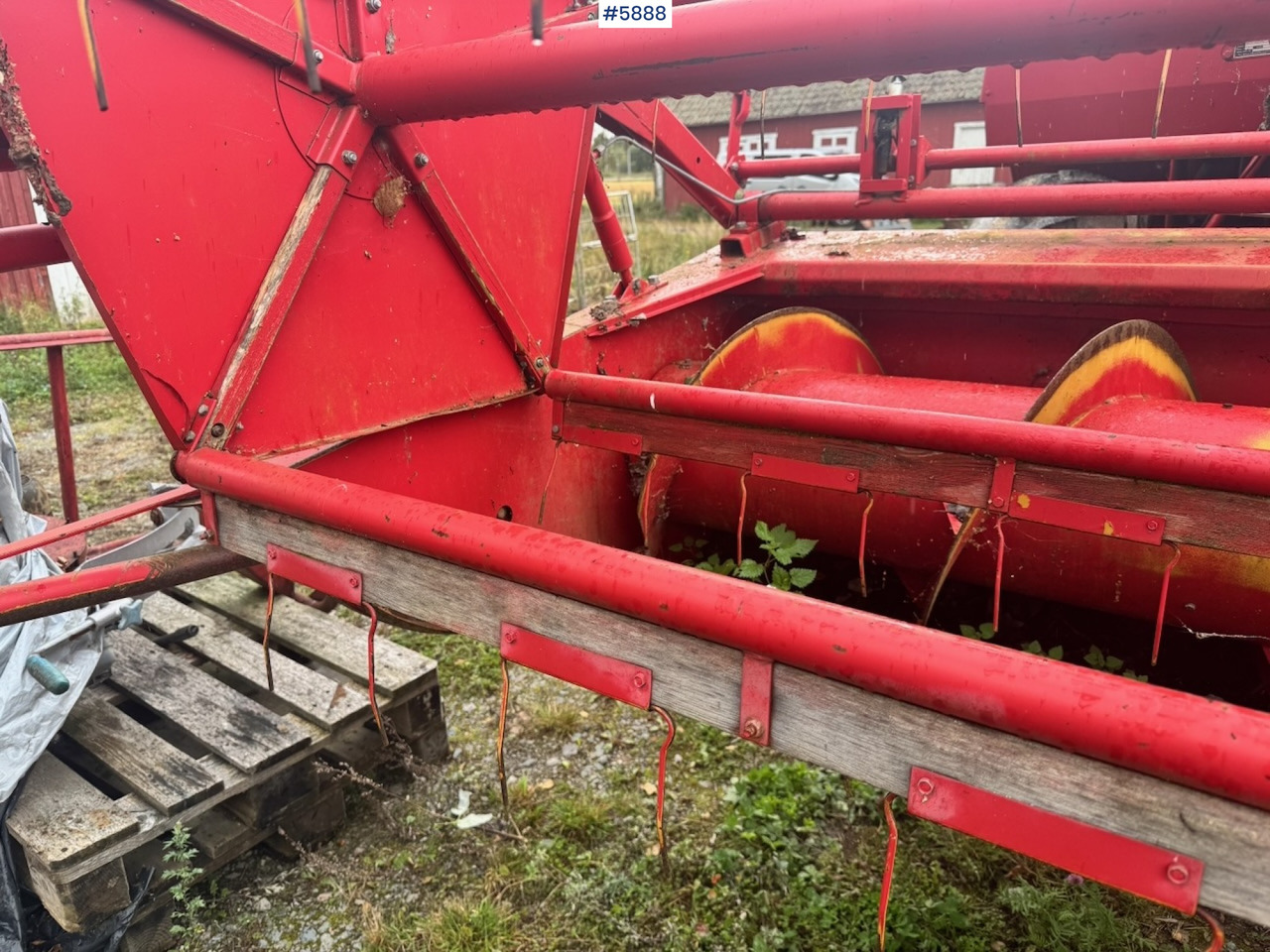 Combine harvester 1986 Massey Ferguson 330 combine harvester: picture 20