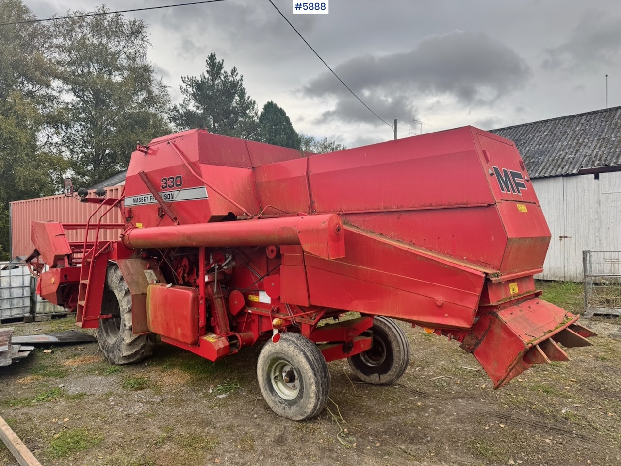 Combine harvester 1986 Massey Ferguson 330 combine harvester: picture 8