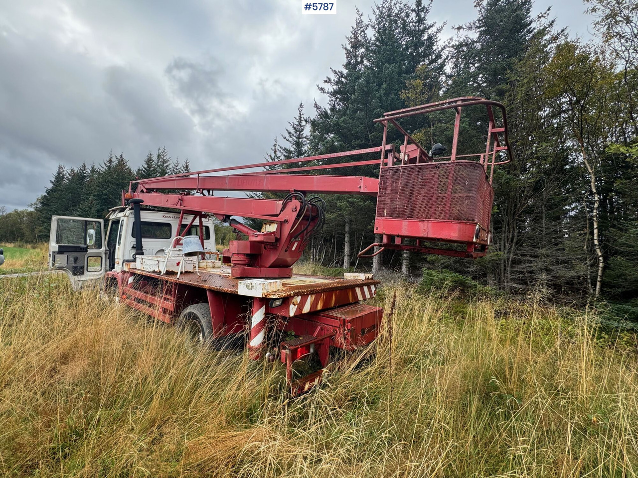 1986 Volvo FL614 with Lift. SEE VIDEO! - Truck mounted aerial platform: picture 5 1986 Volvo FL614 with Lift. SEE VIDEO! - Truck mounted aerial platform: picture 5