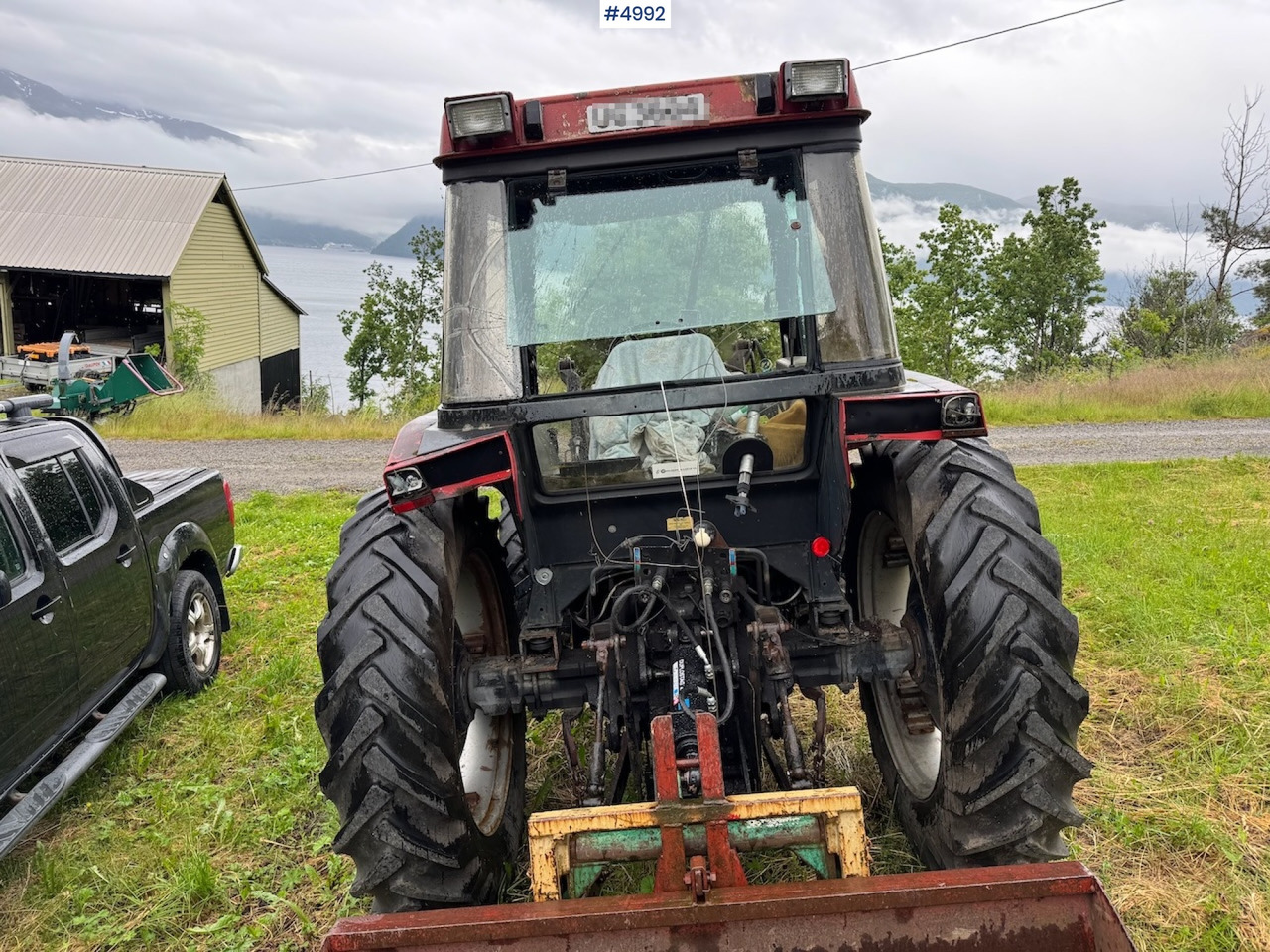 Farm tractor 1988 Case International 585 XL w/ front loader.: picture 8