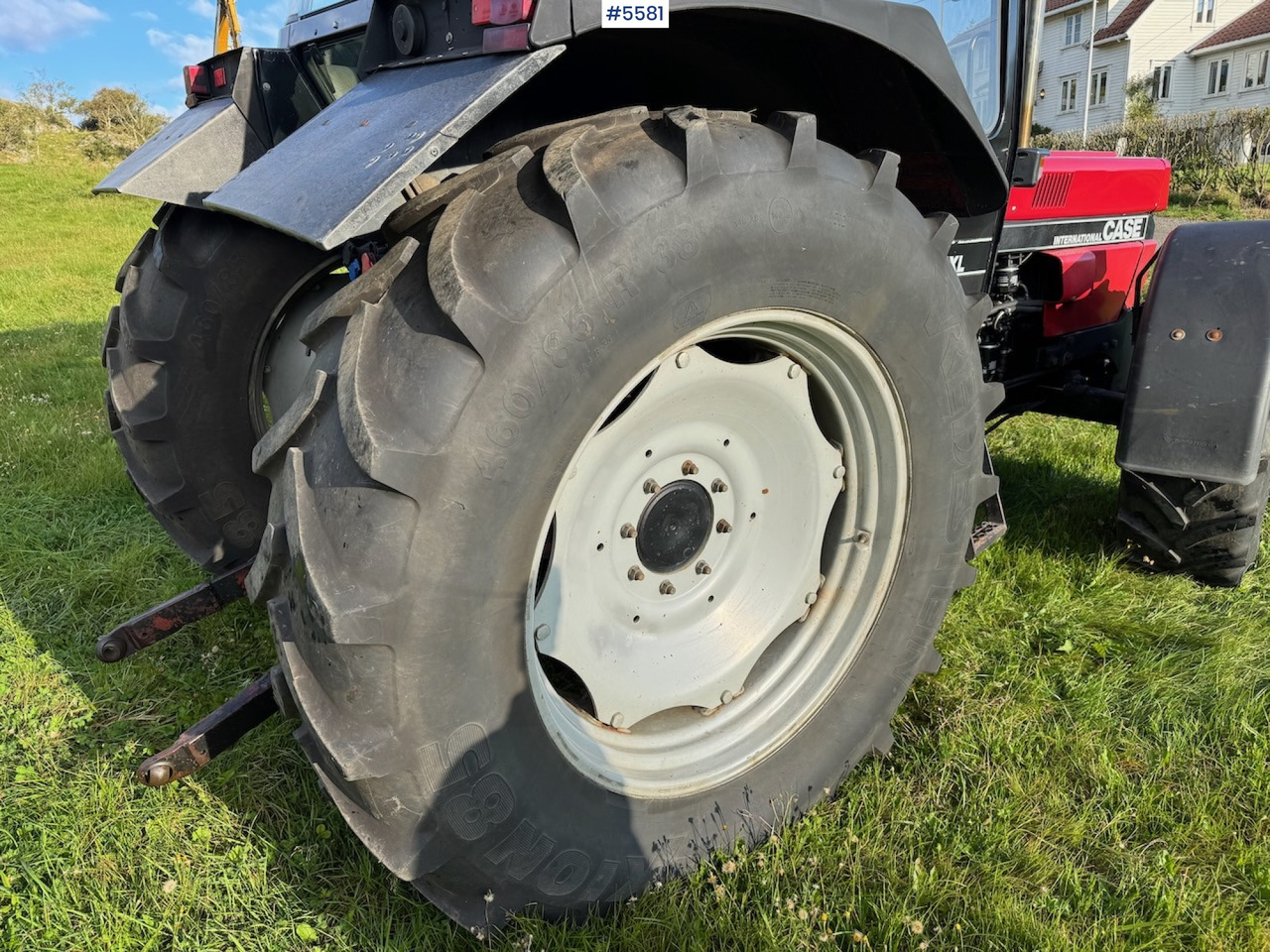 1992 Case IH 845 XL w/ front hydraulics - Farm tractor: picture 4 1992 Case IH 845 XL w/ front hydraulics - Farm tractor: picture 4