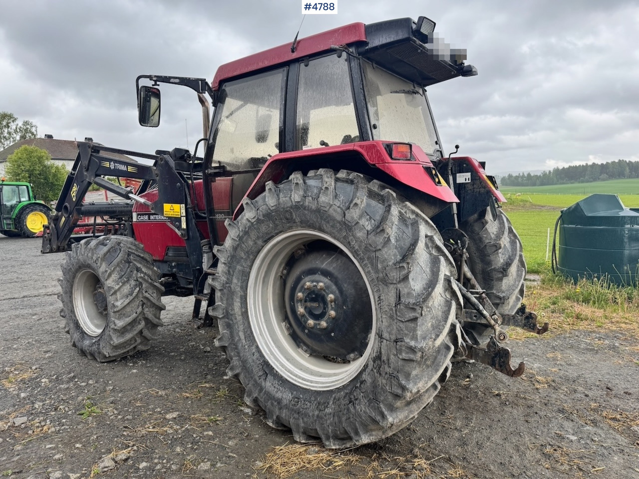 1992 Case International 5130 4x4 w/ Front Loader - Farm tractor: picture 2 1992 Case International 5130 4x4 w/ Front Loader - Farm tractor: picture 2