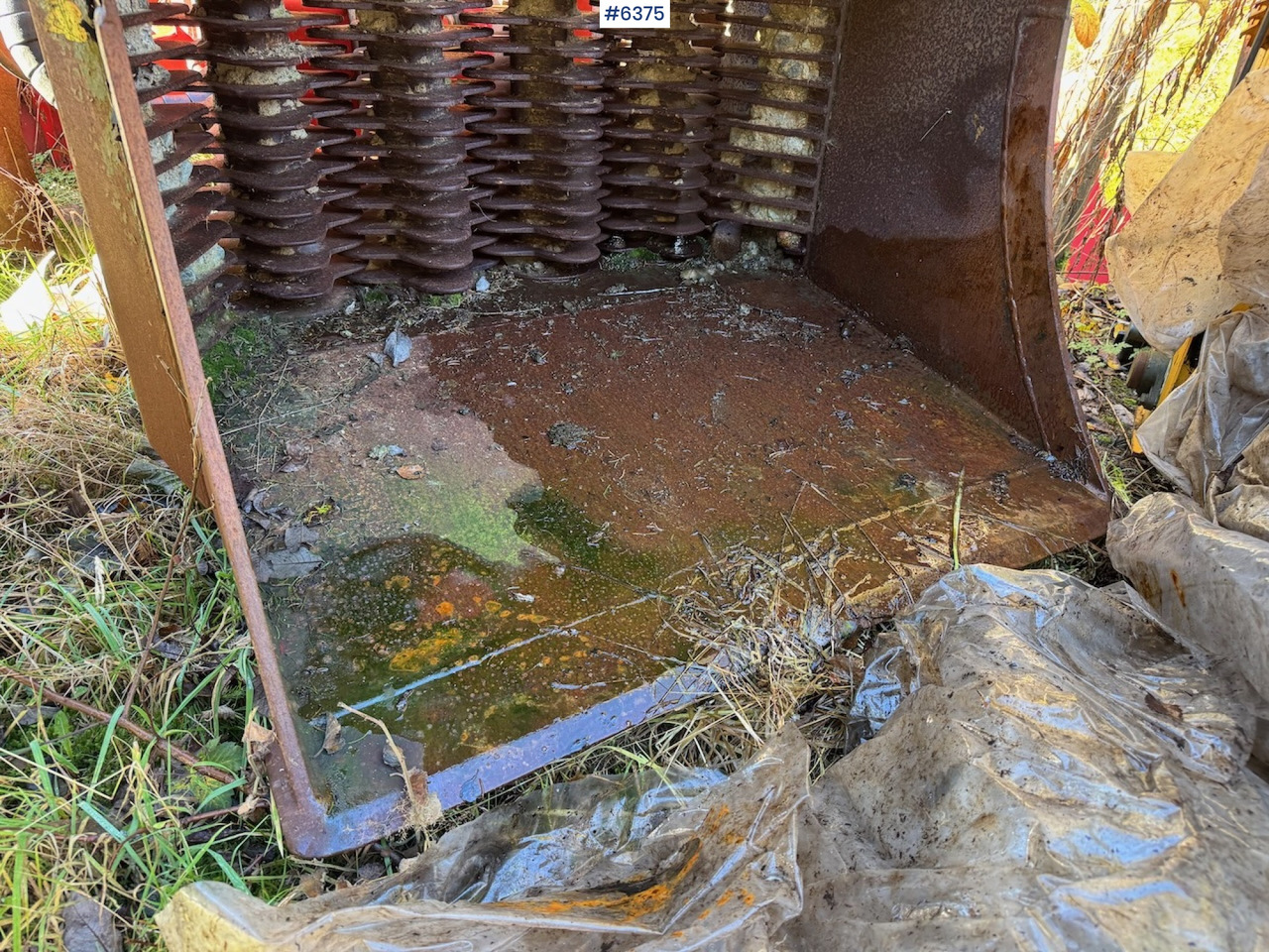 2006 Remu EX 140 Screening bucket. - Sorting bucket: picture 2 2006 Remu EX 140 Screening bucket. - Sorting bucket: picture 2