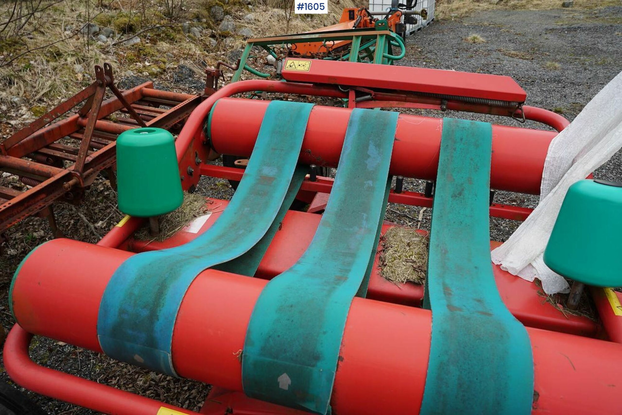 2009 Kverneland Taarup 7420 Round bale packs - Hay and forage equipment: picture 5 2009 Kverneland Taarup 7420 Round bale packs - Hay and forage equipment: picture 5