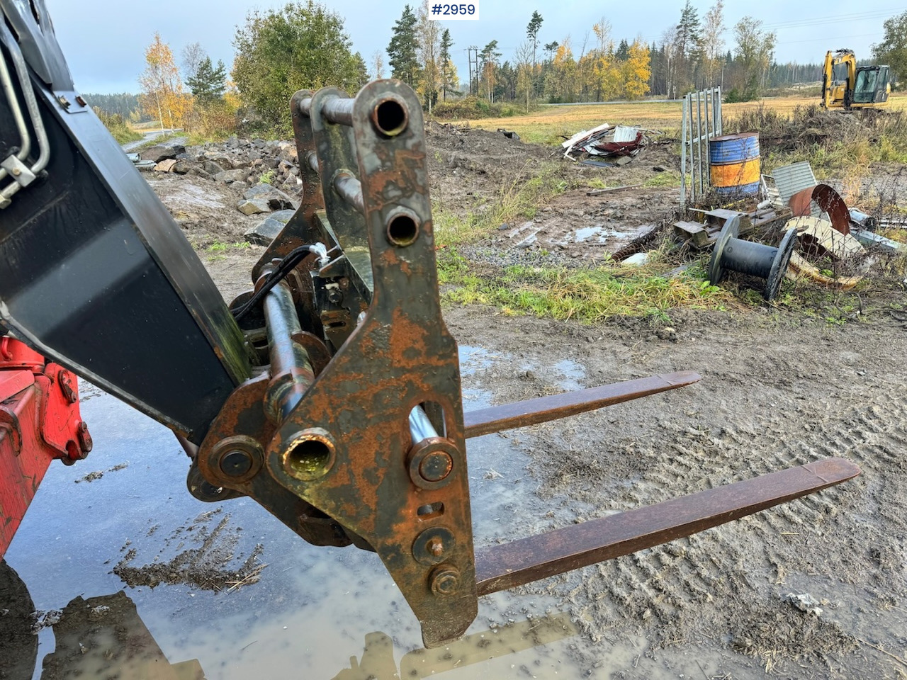 Telescopic handler 2009 Manitou MT 1440 Telescopic truck w/ Bucket, Pallet forks and Lifting jib: picture 16 Telescopic handler 2009 Manitou MT 1440 Telescopic truck w/ Bucket, Pallet forks and Lifting jib: picture 16