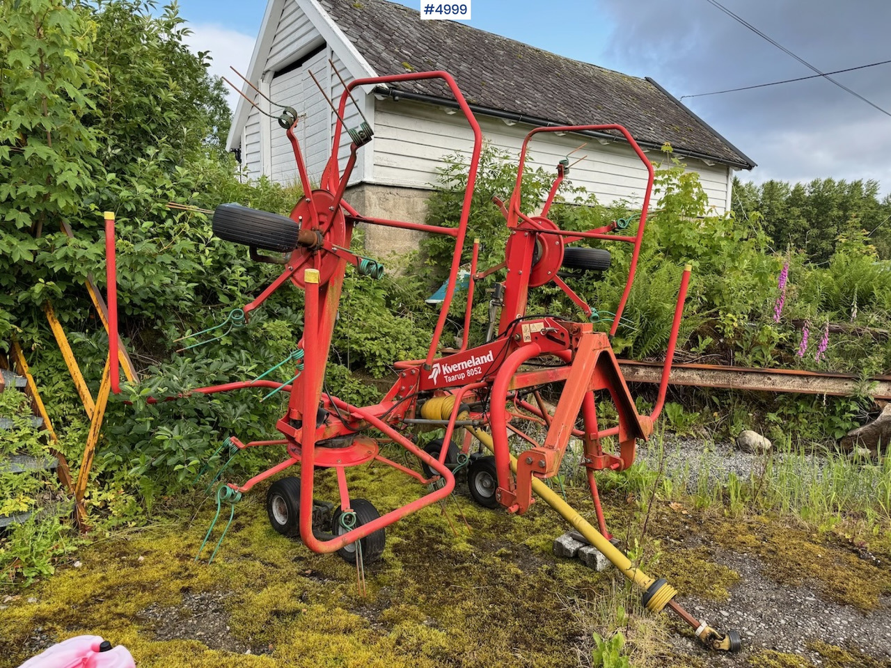 Hay and forage equipment 2012 Kverneland Taarup 8052 Spreader harrow: picture 8