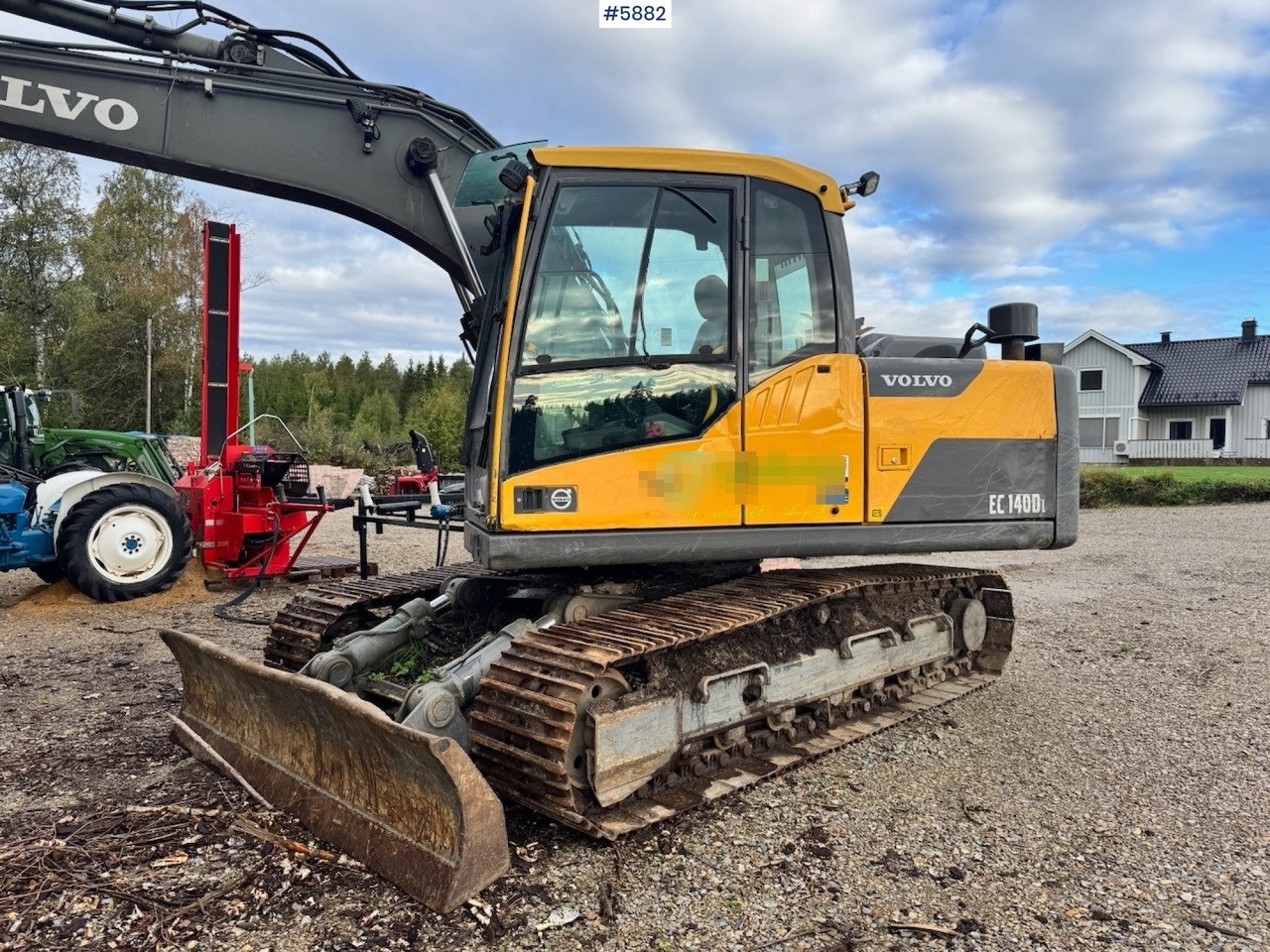 2013 Volvo EC140DL Crawler Excavator w/ Cleaning Bucket. - Crawler excavator: picture 4 2013 Volvo EC140DL Crawler Excavator w/ Cleaning Bucket. - Crawler excavator: picture 4