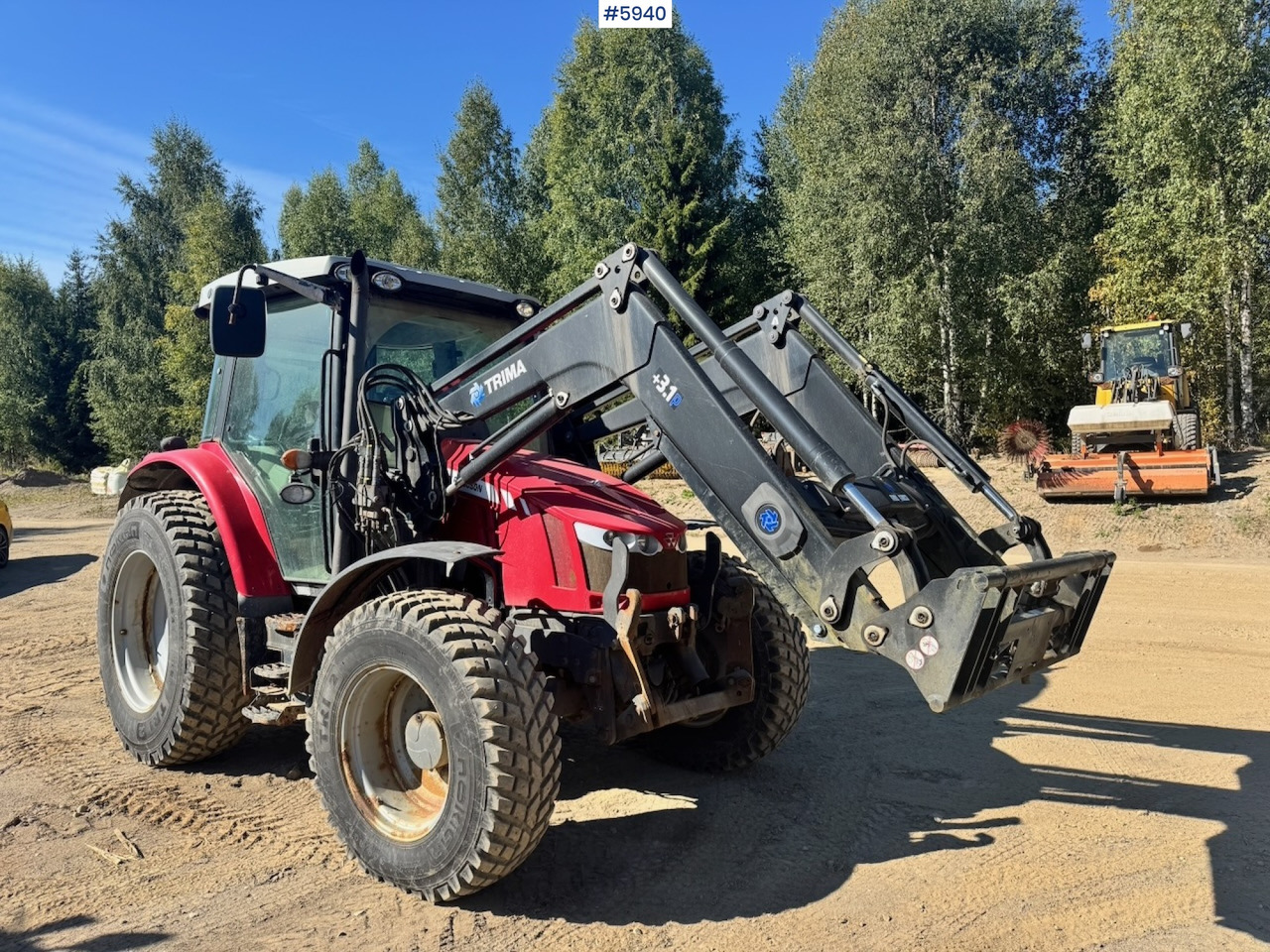 2014 Massey Ferguson 5610 w/ Front Loader and Hydraulics. 1950 hours! - Farm tractor: picture 1 2014 Massey Ferguson 5610 w/ Front Loader and Hydraulics. 1950 hours! - Farm tractor: picture 1