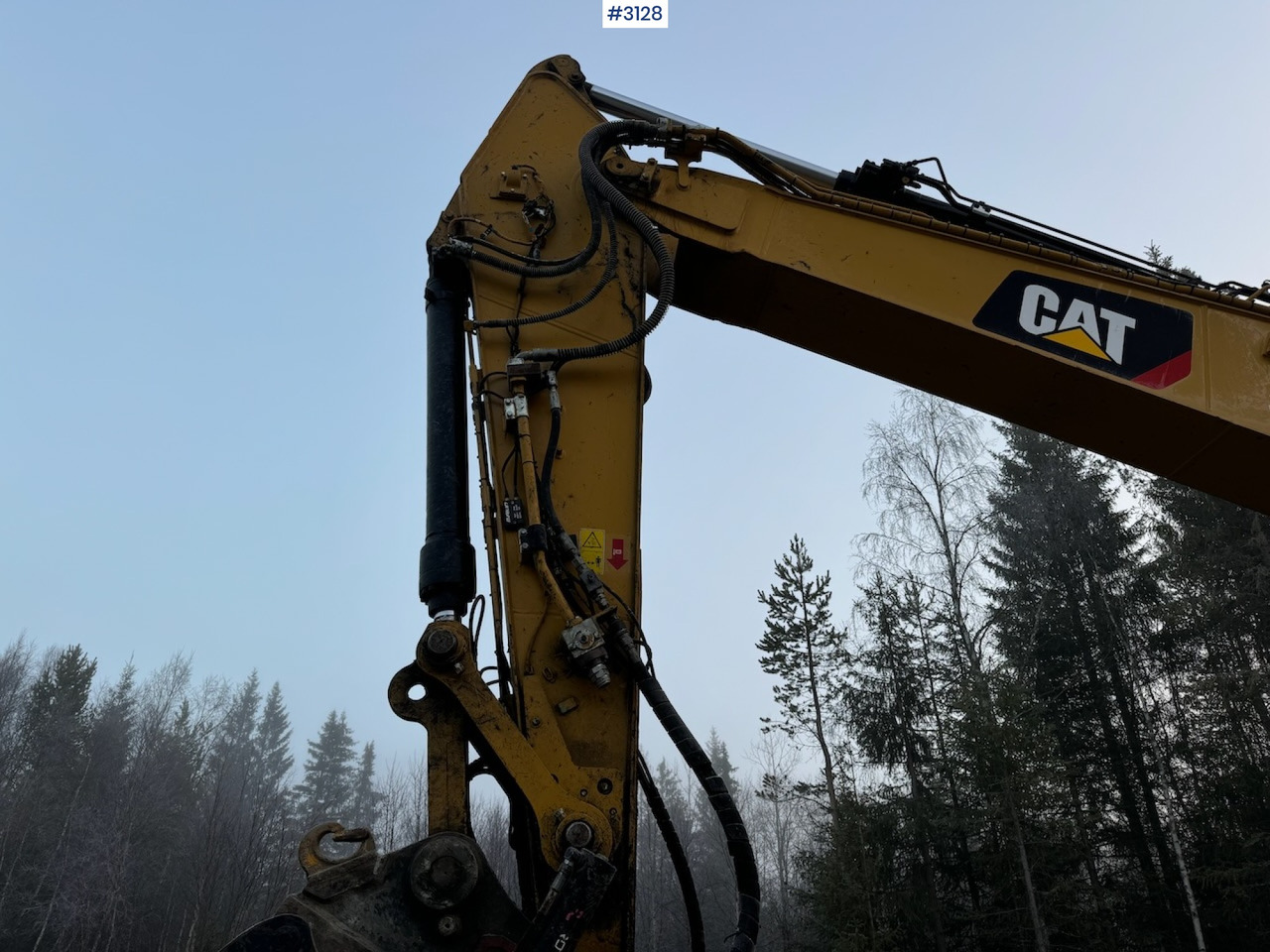 Excavator 2018 Cat 323-07 with rototilt, grading bucket, and digging bucket: picture 22