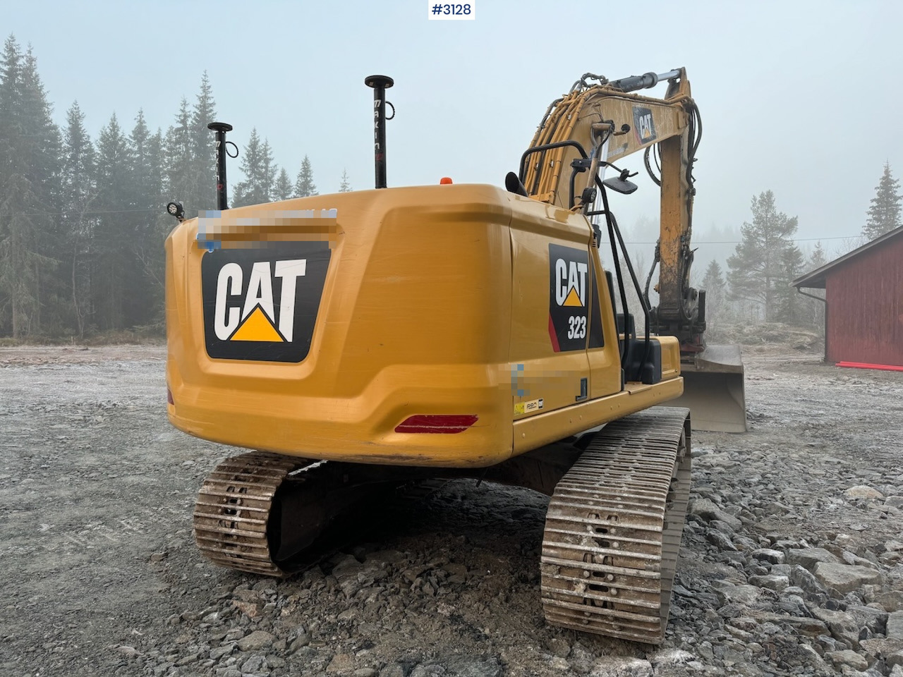 Excavator 2018 Cat 323-07 with rototilt, grading bucket, and digging bucket: picture 13