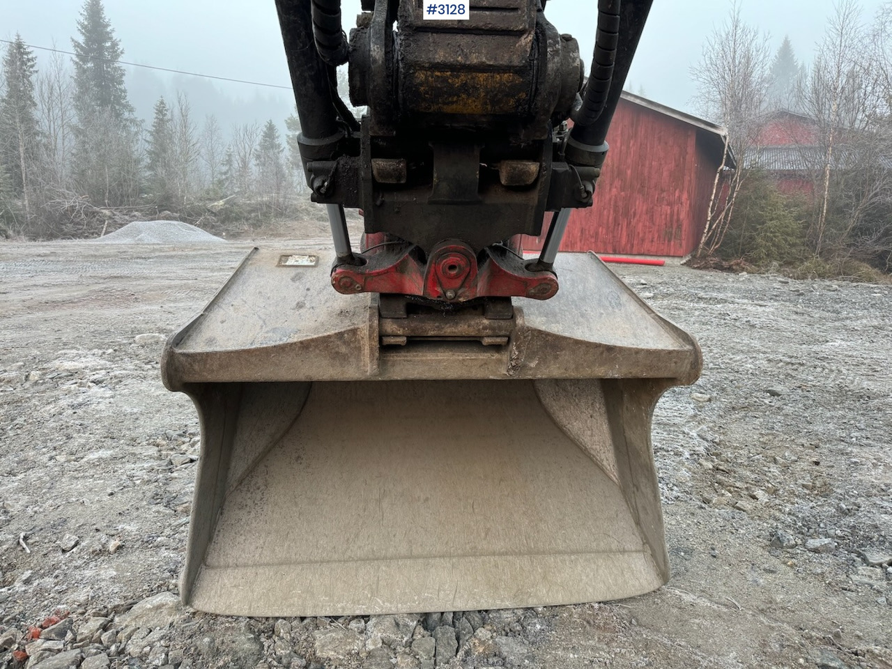 Excavator 2018 Cat 323-07 with rototilt, grading bucket, and digging bucket: picture 34