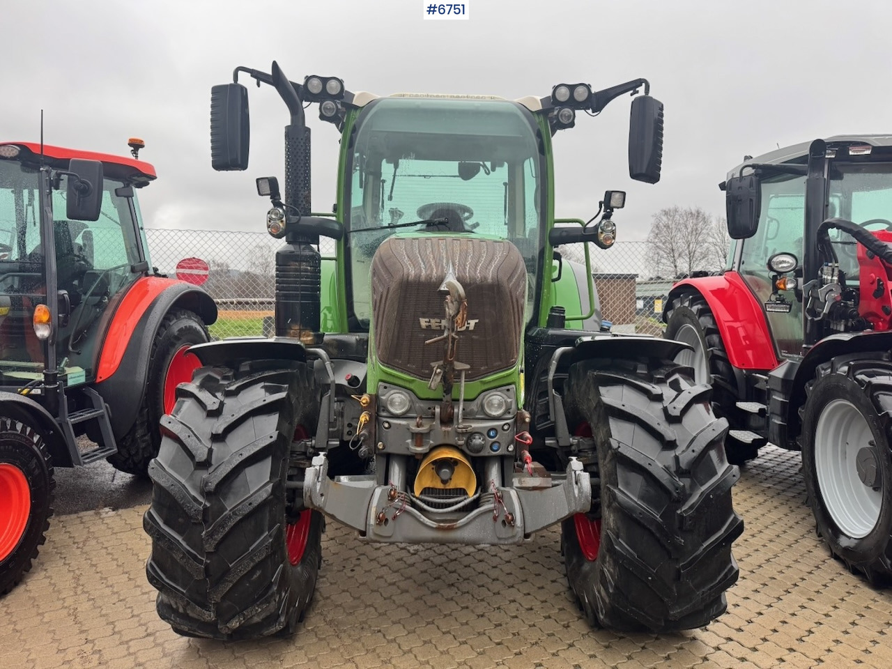 2019 Fendt 313 Vario w/ Front hydraulics and 2 sets of tires. - Farm tractor: picture 5 2019 Fendt 313 Vario w/ Front hydraulics and 2 sets of tires. - Farm tractor: picture 5
