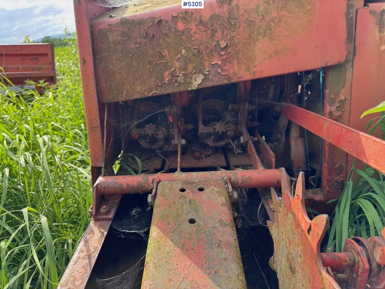 Deutz Fahr HD 300 Square baller - Hay and forage equipment: picture 5 Deutz Fahr HD 300 Square baller - Hay and forage equipment: picture 5