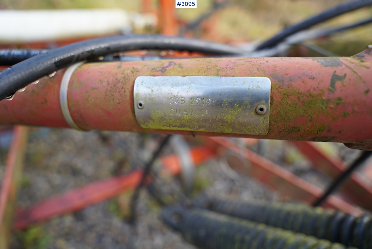 Soil tillage equipment Kongskilde 5,5M harrow: picture 17