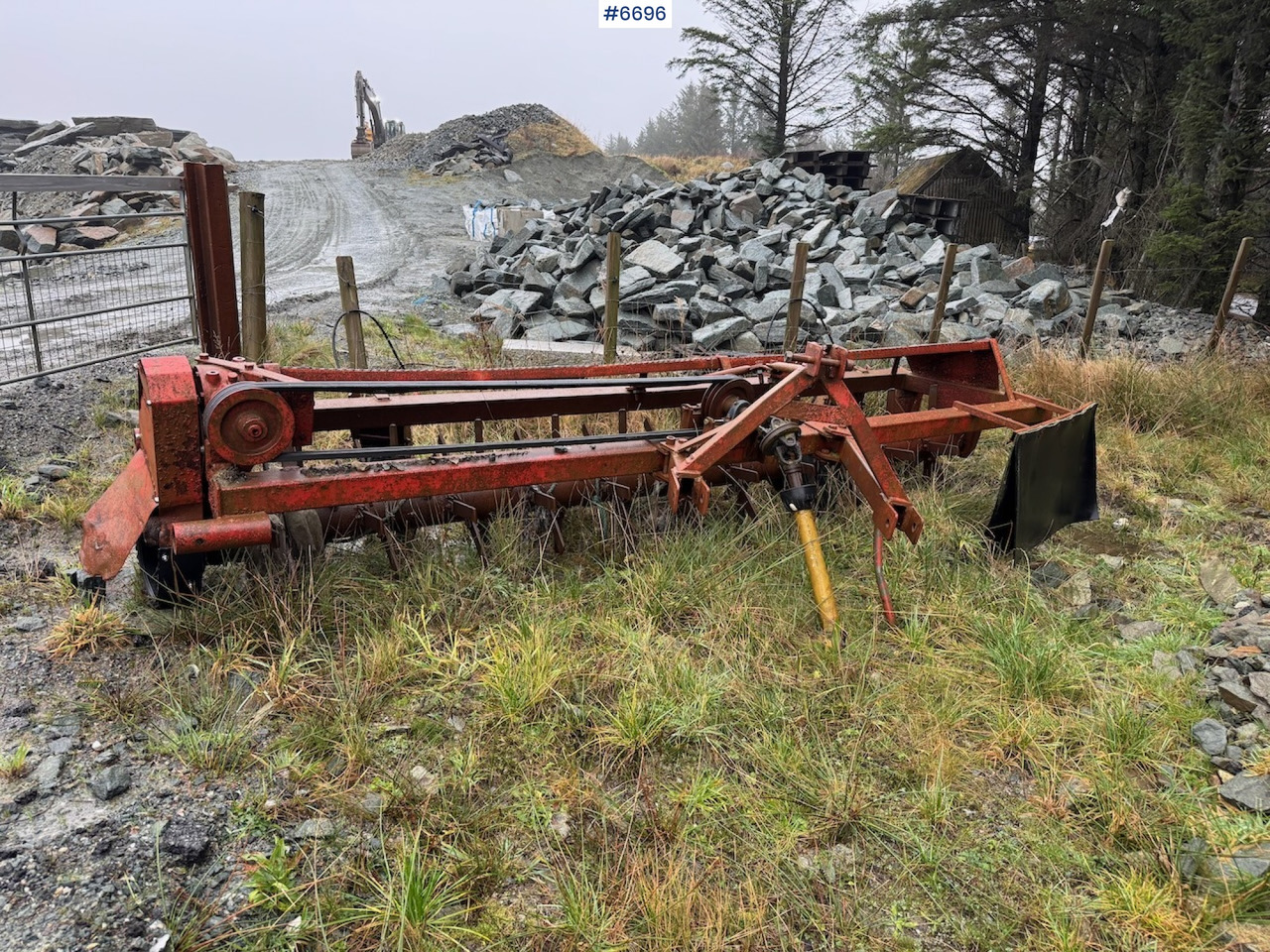 Kverneland stone rake 4 m. - Soil tillage equipment: picture 4 Kverneland stone rake 4 m. - Soil tillage equipment: picture 4