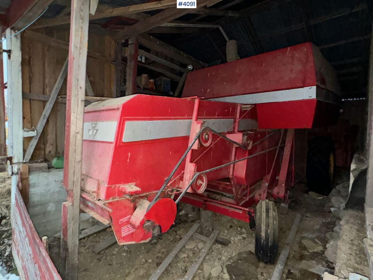Massey Ferguson 187 Combine harvester - Combine harvester: picture 4 Massey Ferguson 187 Combine harvester - Combine harvester: picture 4
