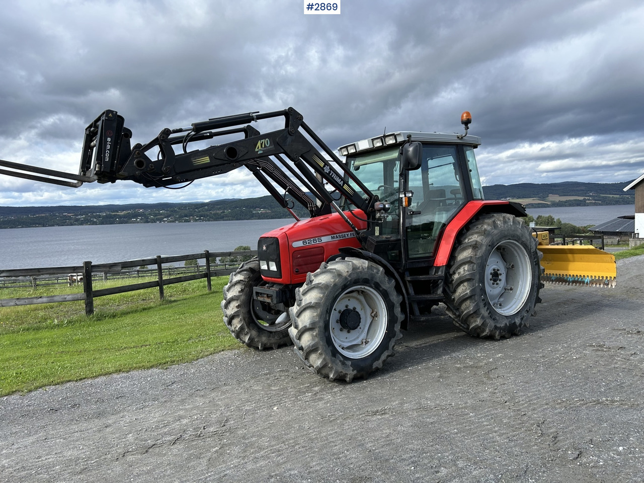 Massey Ferguson 6265 w/ trima 420 front loader - Farm tractor: picture 3 Massey Ferguson 6265 w/ trima 420 front loader - Farm tractor: picture 3