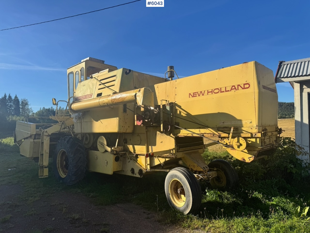 New Holland Clayson 1530 - Combine harvester: picture 4 New Holland Clayson 1530 - Combine harvester: picture 4