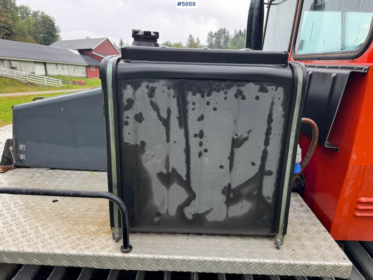 1994 Pisten Bully 150D w/ track layer and milling machine - Utility/ Special vehicle: picture 2 1994 Pisten Bully 150D w/ track layer and milling machine - Utility/ Special vehicle: picture 2