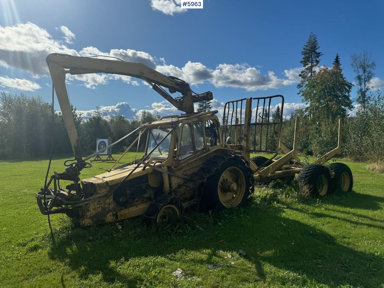 Volvo BM SM 460 "Lillenalle" Forest machine - Forestry harvester: picture 1 Volvo BM SM 460 "Lillenalle" Forest machine - Forestry harvester: picture 1