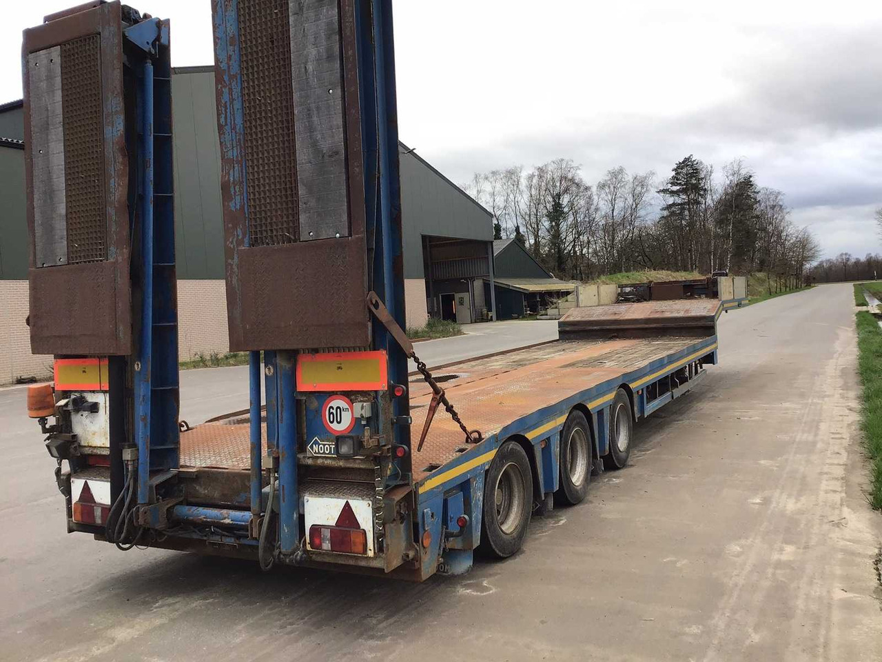 NOOTEBOOM MCO-48-03 - Semi-trailer: picture 2 NOOTEBOOM MCO-48-03 - Semi-trailer: picture 2
