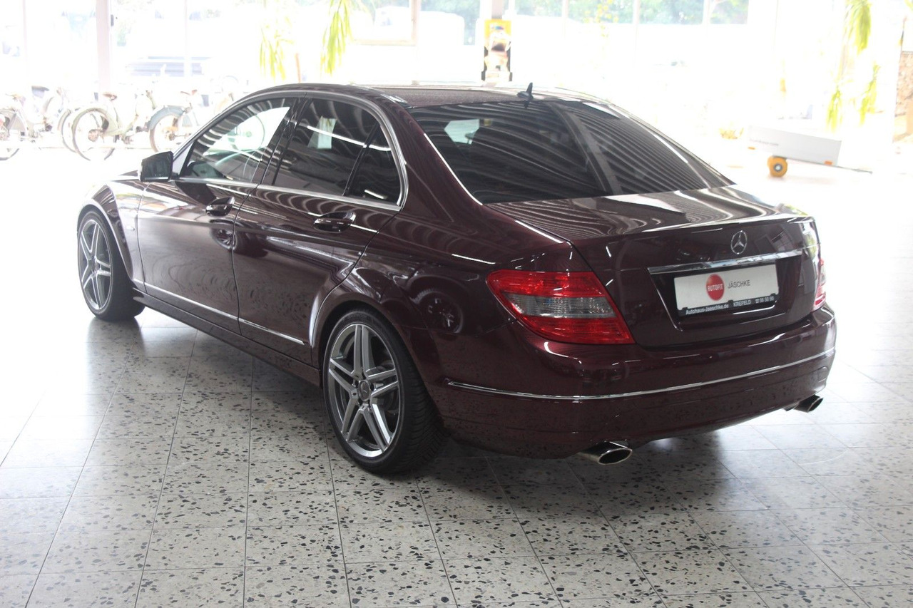 Mercedes-Benz C 230 Avantgarde Automatik sehr gepflegt! 130tKM - Sedan: picture 3 Mercedes-Benz C 230 Avantgarde Automatik sehr gepflegt! 130tKM - Sedan: picture 3