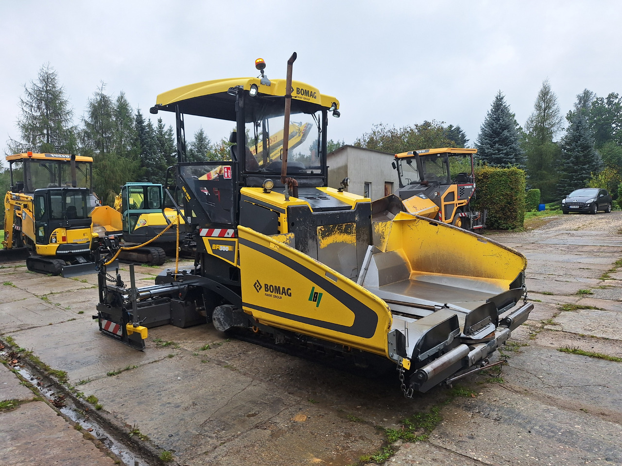Bomag Bf 300C-3 - Asphalt paver: picture 2 Bomag Bf 300C-3 - Asphalt paver: picture 2