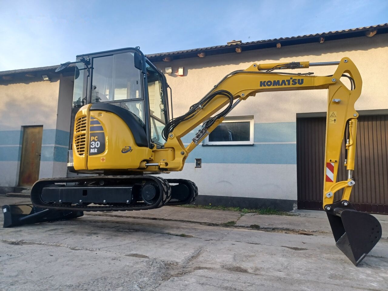 Komatsu PC30MR-3 - Mini excavator: picture 2 Komatsu PC30MR-3 - Mini excavator: picture 2