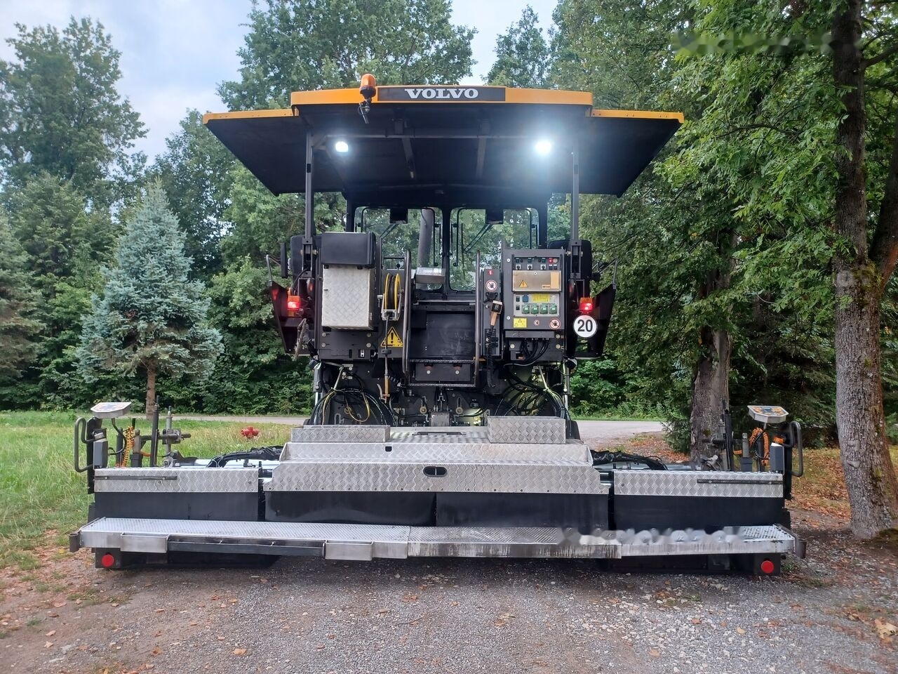 Volvo-ABG P6870C - Asphalt paver: picture 2 Volvo-ABG P6870C - Asphalt paver: picture 2