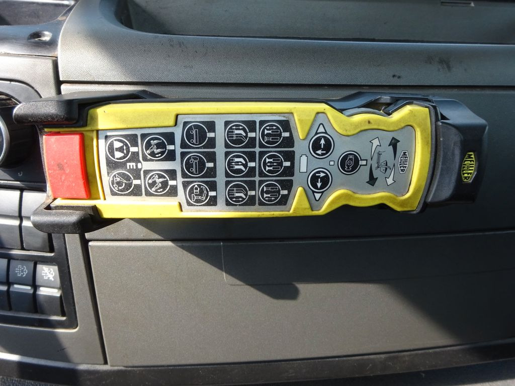 Skip loader truck MAN 18.340 TGM MEILLER Absetzkipper 4x2 MAN 18.340 TGM MEILLER Absetzkipper 4x2: picture 12