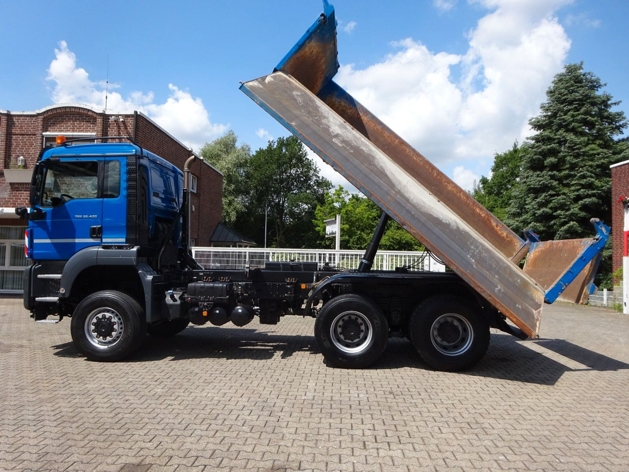 MAN 26.420 TGS MEILER 3Skipper + Bordmatik 6x6 - Tipper, Crane truck: picture 3 MAN 26.420 TGS MEILER 3Skipper + Bordmatik 6x6 - Tipper, Crane truck: picture 3