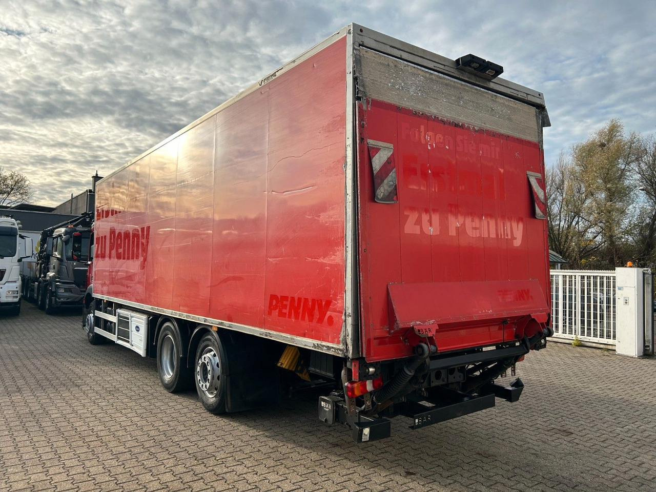 Mercedes-Benz 2636 Antos Kühlkoffer +BÄR LBW 3x im Bestand - Refrigerator truck: picture 4 Mercedes-Benz 2636 Antos Kühlkoffer +BÄR LBW 3x im Bestand - Refrigerator truck: picture 4