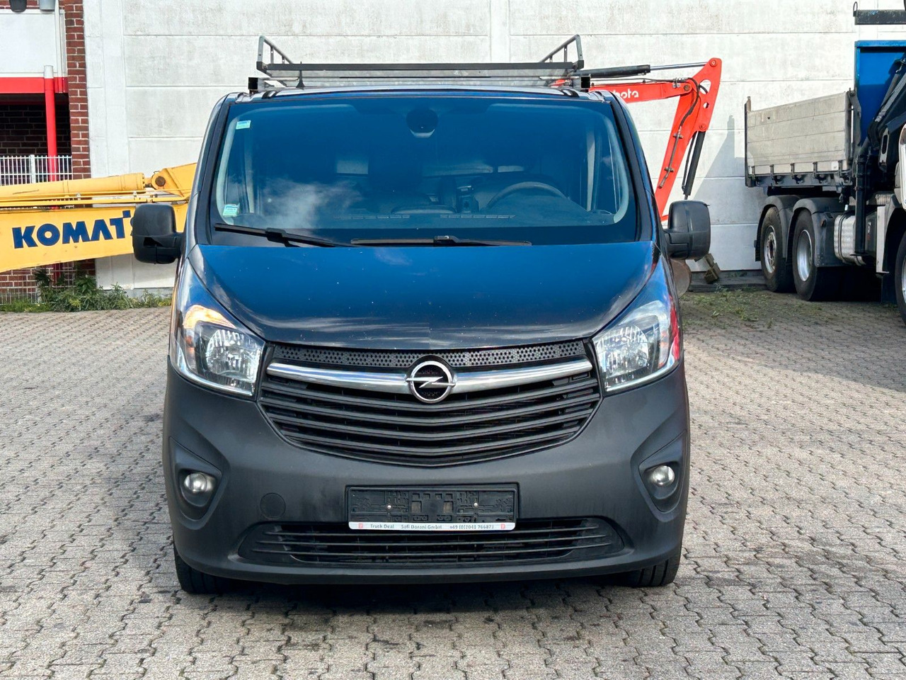 Opel Vivaro CDTI Kastenwagen 4x2 - Small van: picture 3 Opel Vivaro CDTI Kastenwagen 4x2 - Small van: picture 3